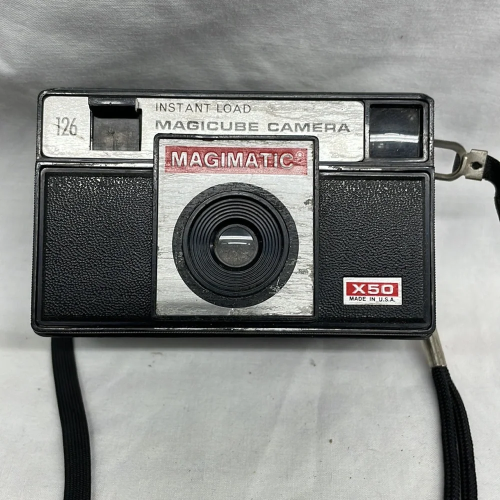 Vintage magicube camera instant load magimatic x50 4x2.5 4/11/24